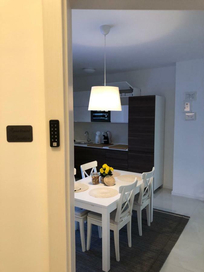Apartment Mandica Split Exterior photo